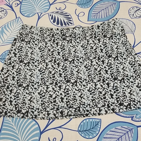 Tranquility Skorts - Picture 1 of 3